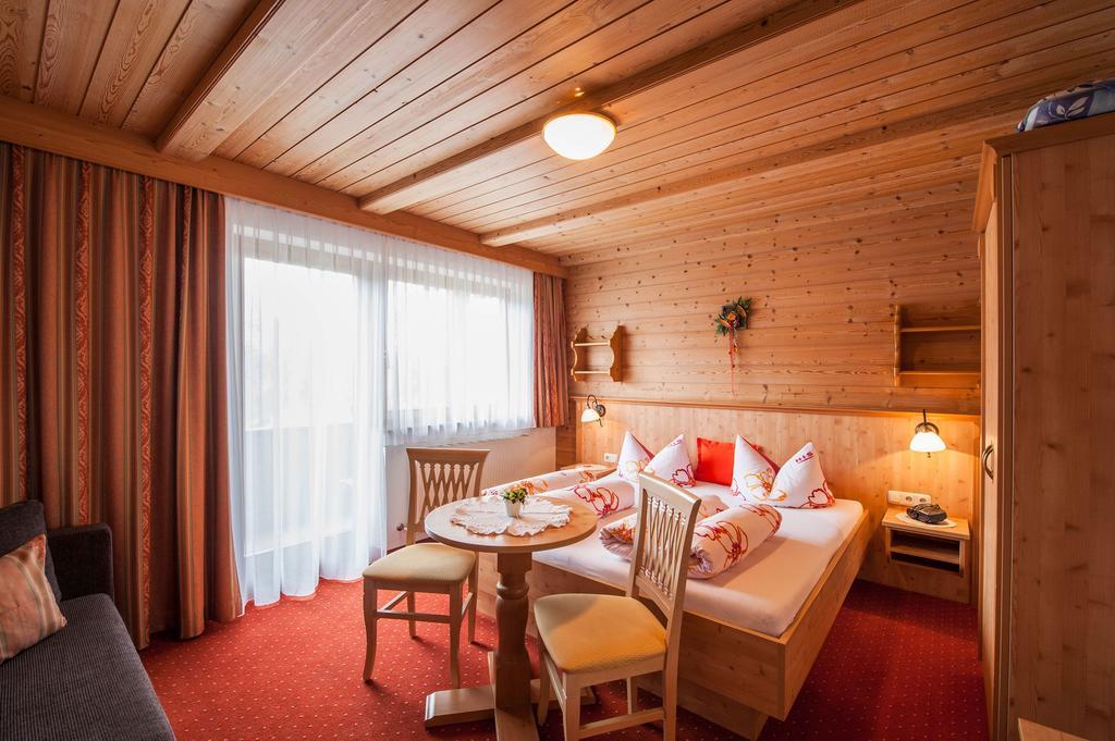 Gaestehaus Alpenblick Берванг Екстериор снимка