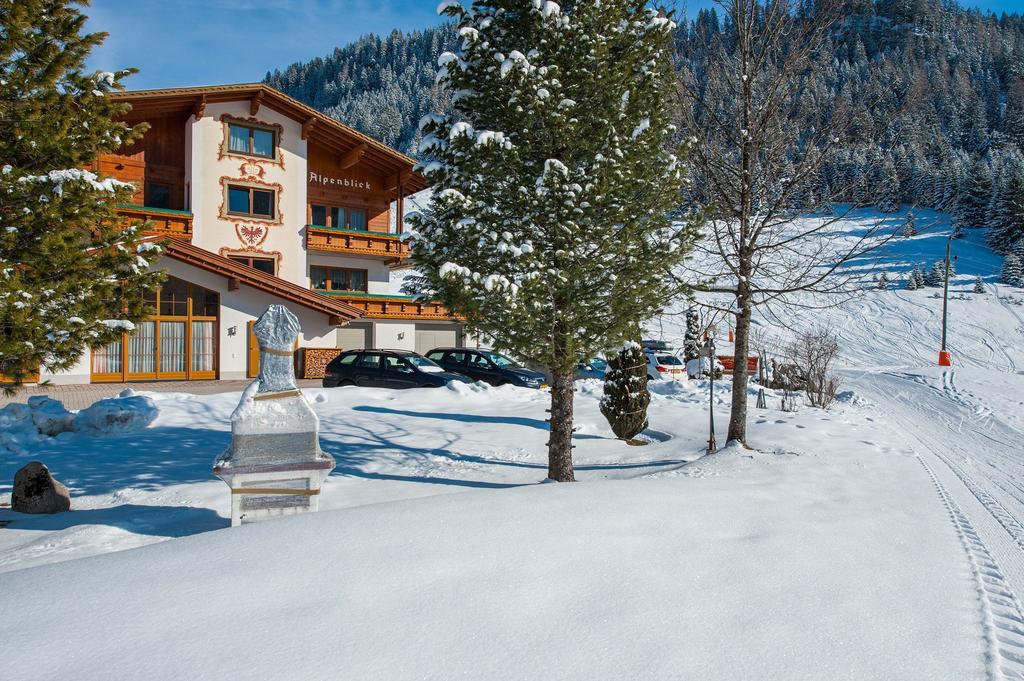 Gaestehaus Alpenblick Берванг Екстериор снимка