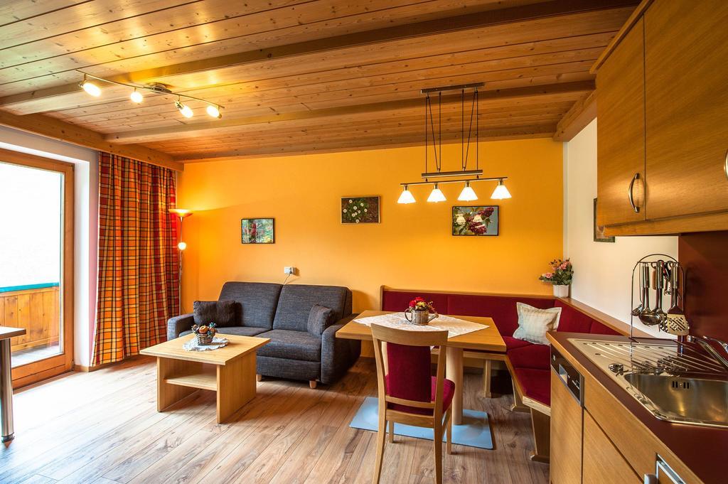 Gaestehaus Alpenblick Берванг Екстериор снимка