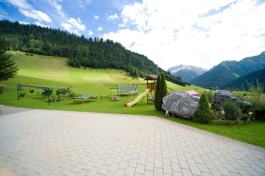 Gaestehaus Alpenblick Берванг Екстериор снимка